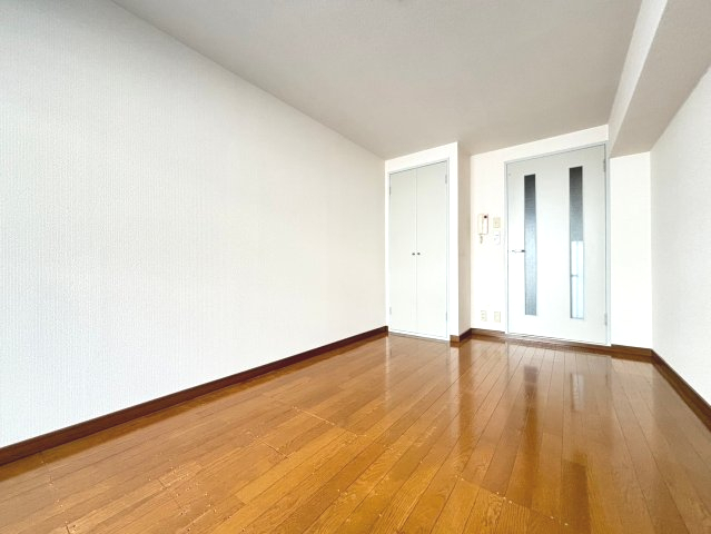 居室・リビング　詳細は、RISUMO江坂本店→06-6155-7137まで♪