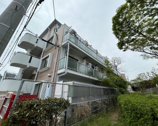 建物外観　周辺便利な立地です