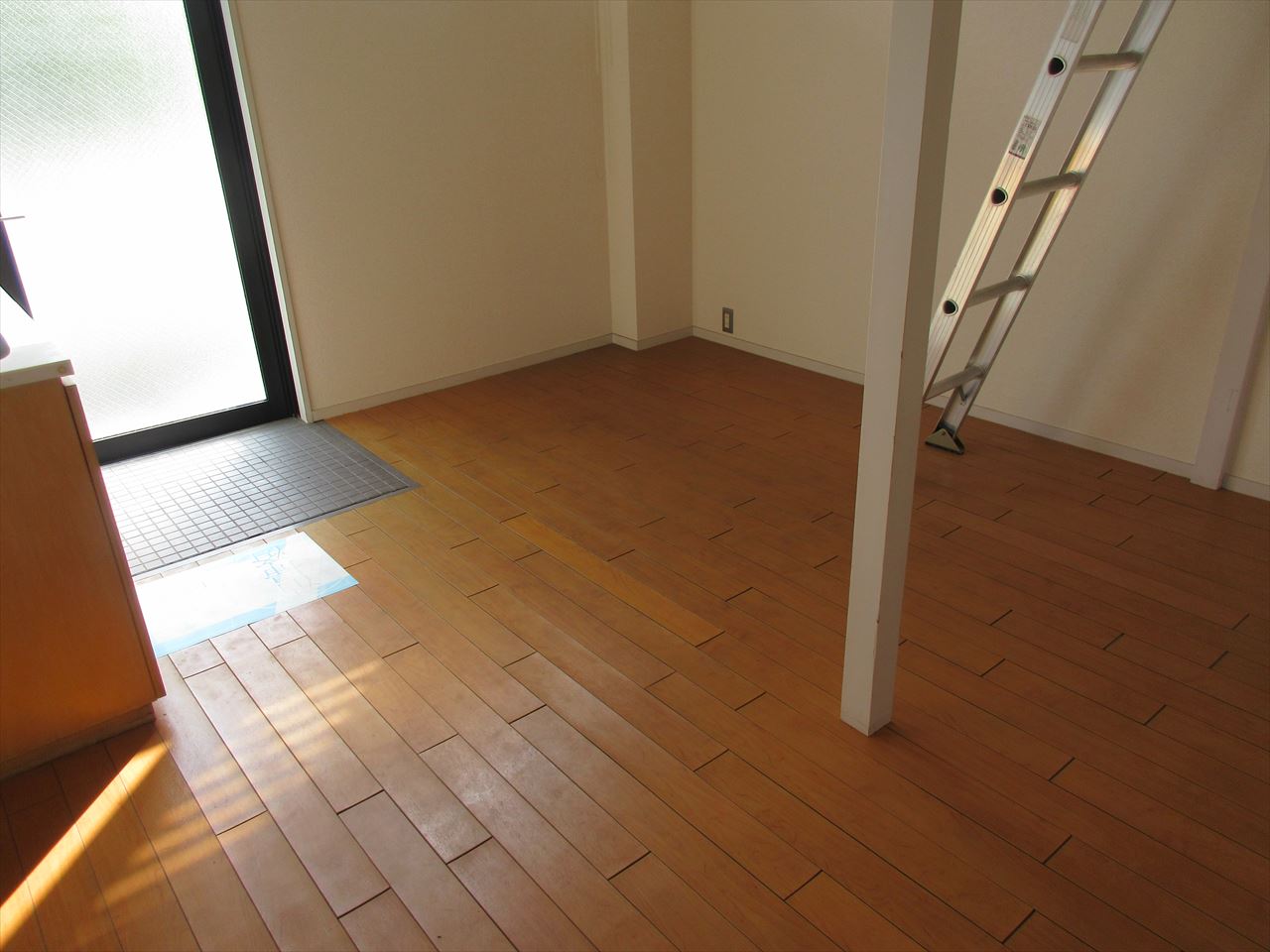 居室・リビング　千種ハウス