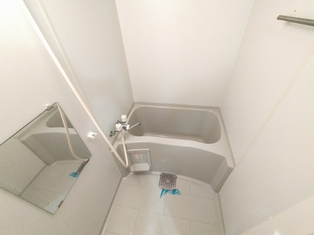 バス・シャワールーム　１日の疲れを癒すバスルーム