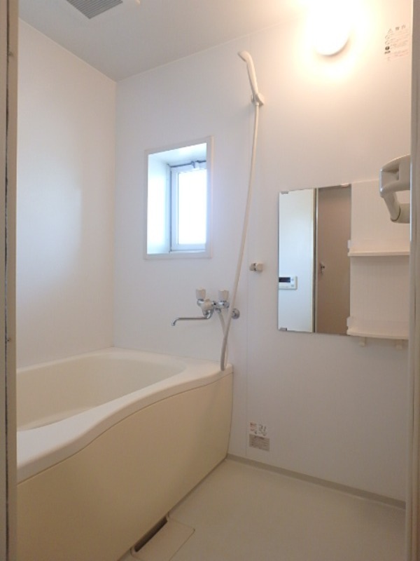 バス・シャワールーム　図面と現状に相違がある場合には現状を優先