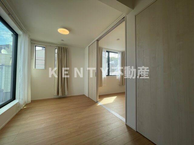 居室・リビング　スタンダードな洋室です