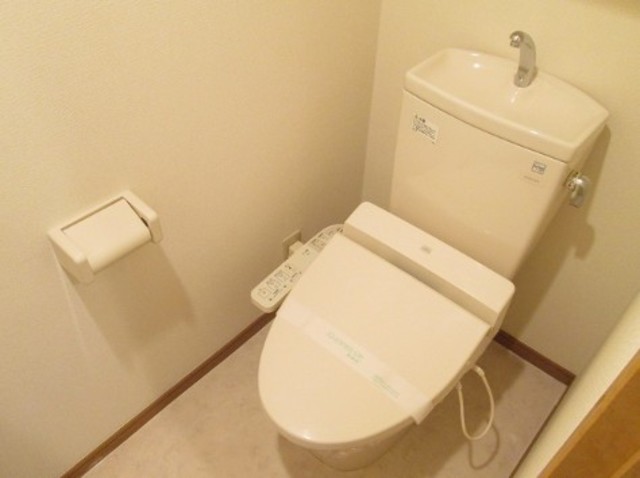 トイレ　ヴェルデベント