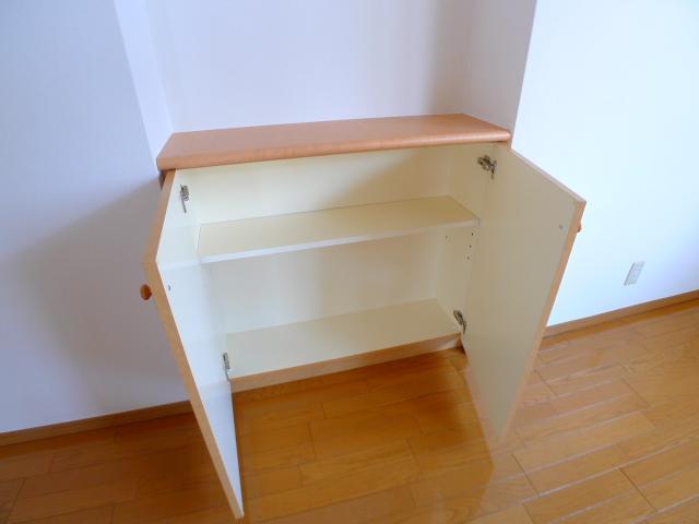 収納　ヴェルデベント