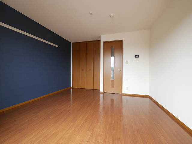 居室・リビング　★７．５帖と広めの居室です★