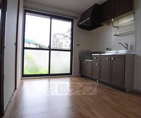 居室・リビング　定番ハイツです