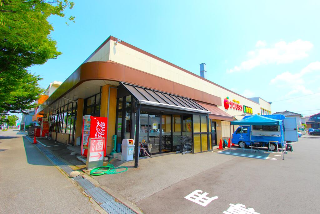 スーパー　アップルサンショウ食菜館新根塚町店（スーパー）まで392m