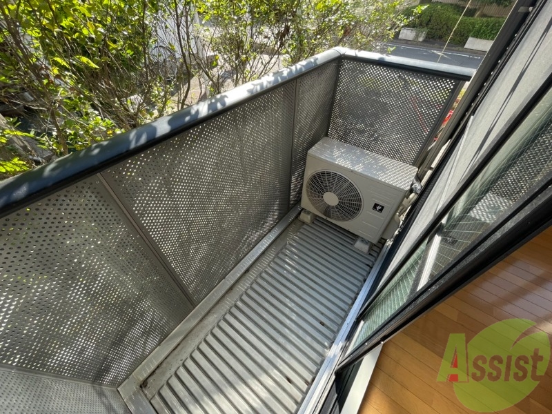 バルコニー　バルコニーがあるので洗濯物は外に干せそうですね～