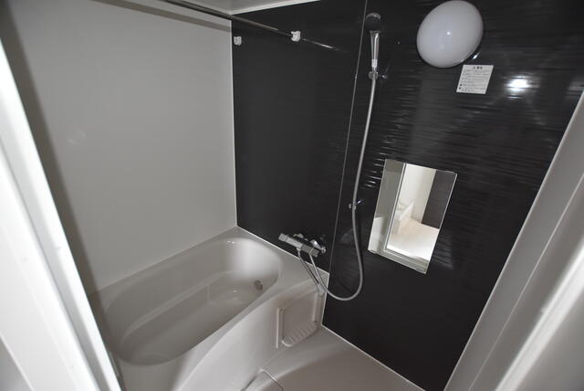 バス・シャワールーム　浴室暖房換気乾燥付バス