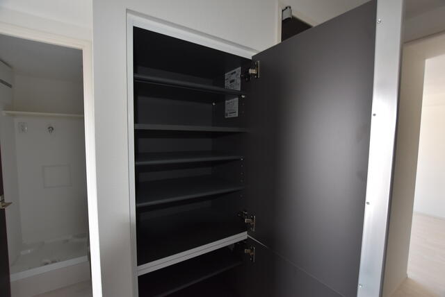 玄関　シューズボックス　玄関ダブルロック錠