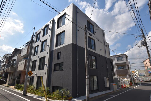 建物外観　2021年5月竣工