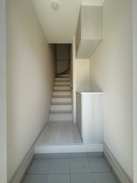 玄関　※同タイプ別部屋のお写真