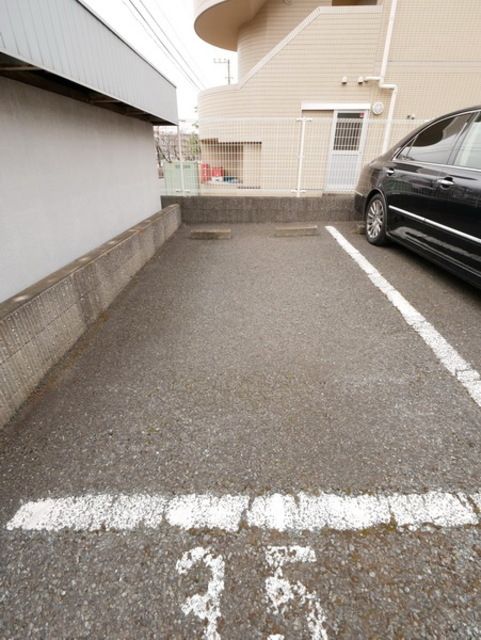 駐車場　★駐車場です★