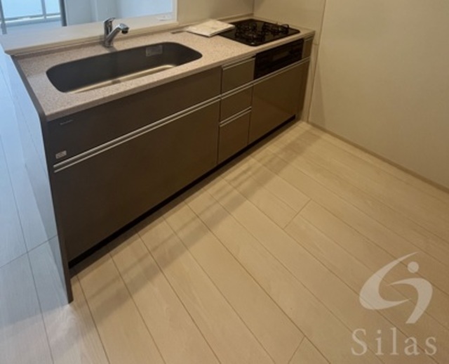 キッチン　同仕様・反転タイプ