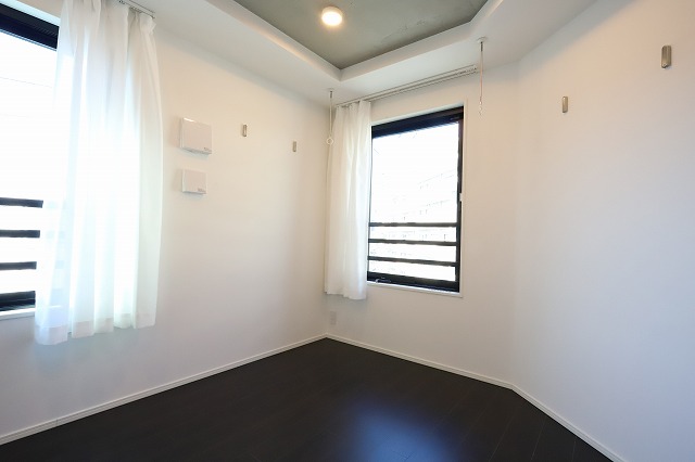 居室・リビング　内観1