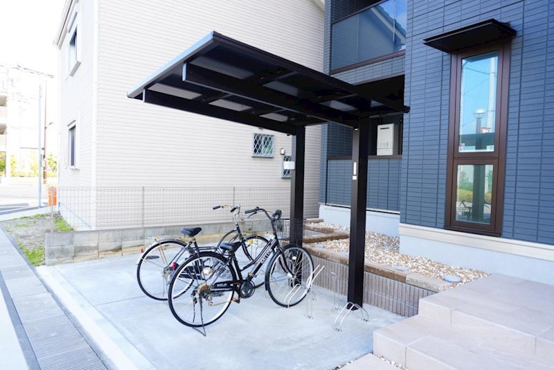 その他共有部分　屋根付駐輪場