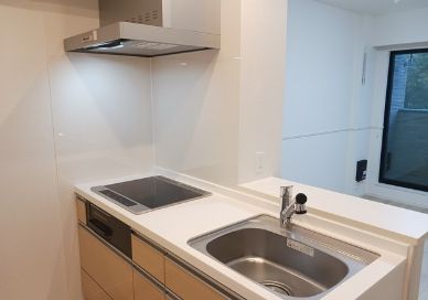 キッチン　※同タイプ写真になります