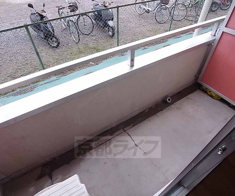 バルコニー　東向きのバルコニーです。