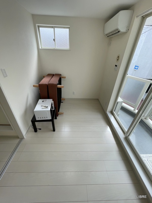 居室・リビング　二面採光！