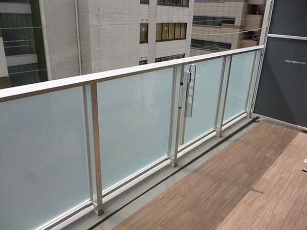 バルコニー　※別部屋の参考写真です。