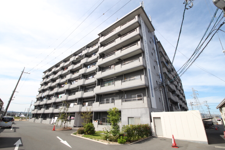 建物外観　老松の2LDKアパート♪