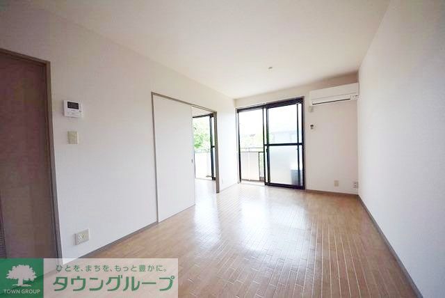 居室・リビング　お問合せはタウンハウジングまで！※現地待合わせ相談可能