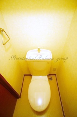 トイレ　落ち着いた色調のトイレです♪