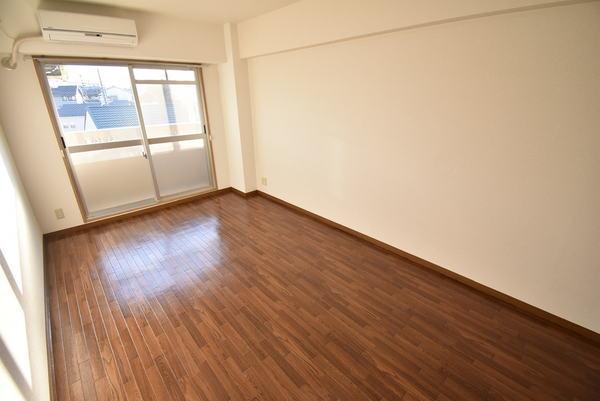 居室・リビング　同仕様写真