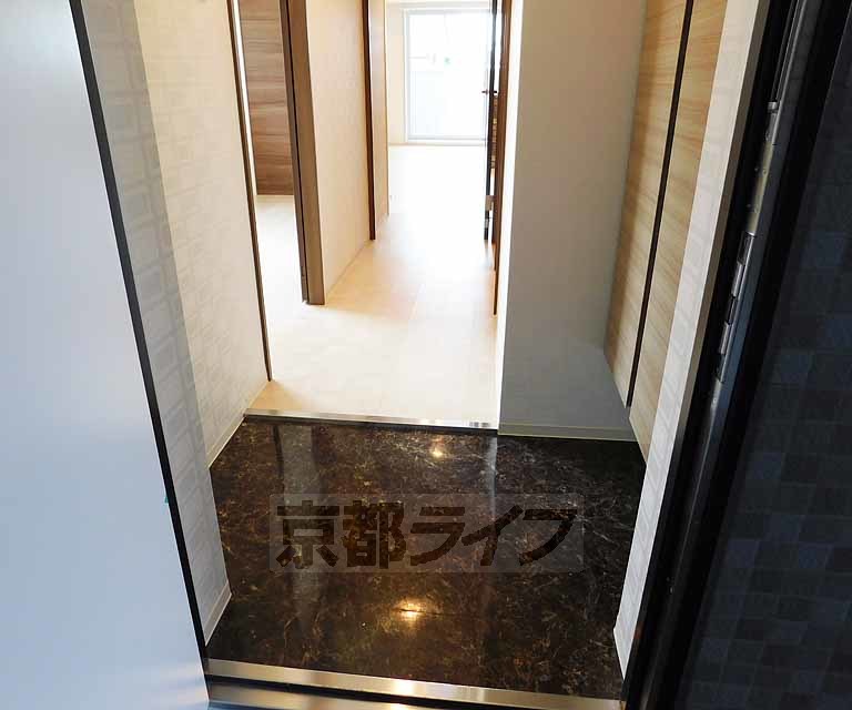 玄関　玄関部分です。