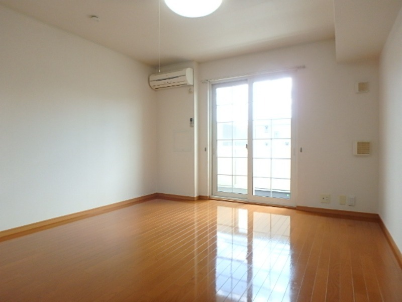 居室・リビング　図面と現状に相違がある場合には現状を優先