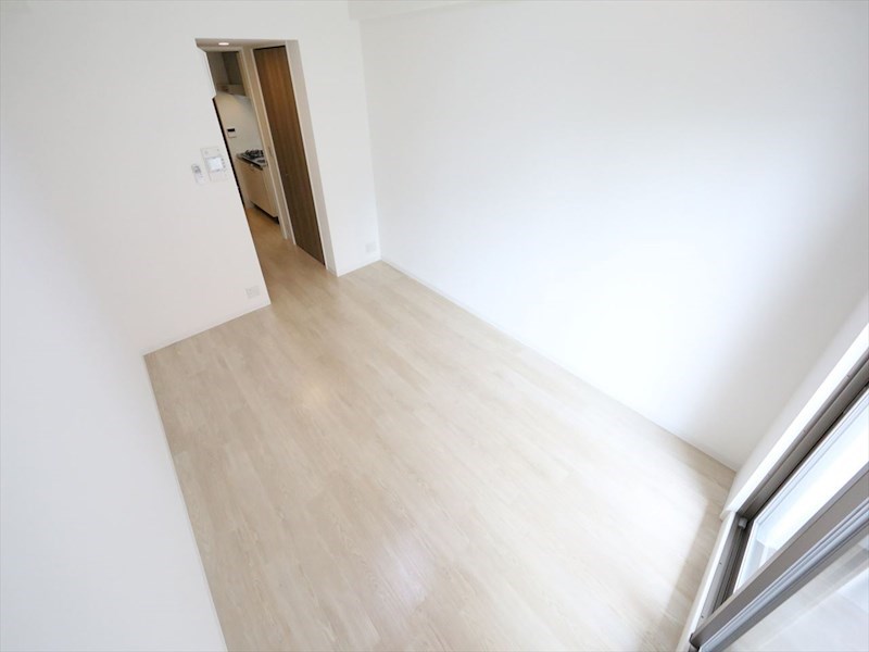 居室・リビング　洋室8.3帖　クローゼット（収納充実してます）