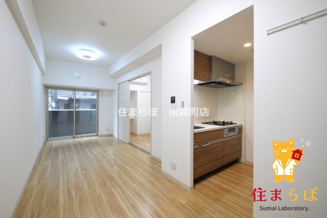 居室・リビング　「“合う暮らし”を、LINEで一緒に描こう。」