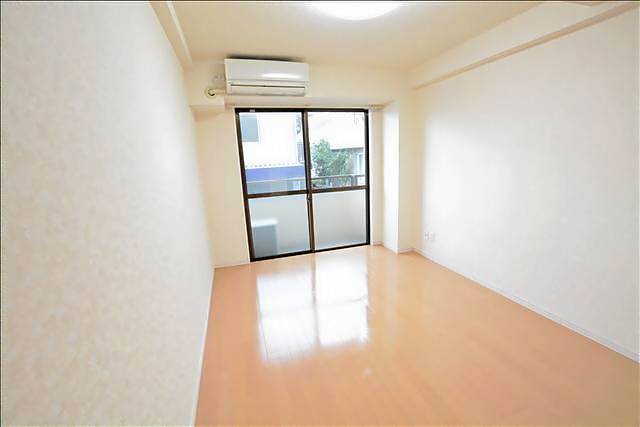 居室・リビング　陽当たりの良い居室