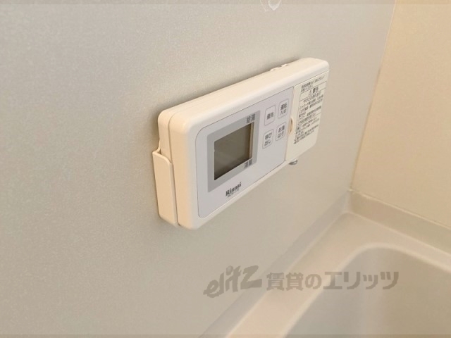 その他設備　給湯器リモコン