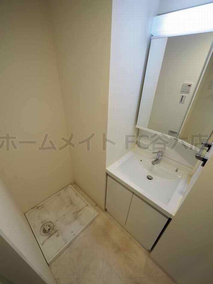 洗面設備　スプランディッド淀屋橋DUE