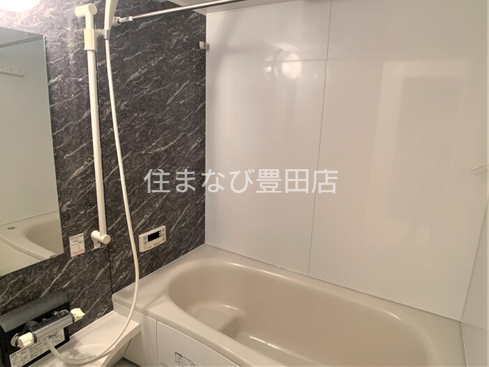 バス・シャワールーム　同型別部屋写真