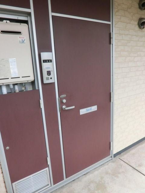 セキュリティ　インターホン付きです。