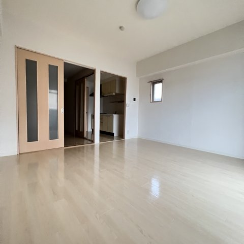 居室・リビング　同仕様タイプです