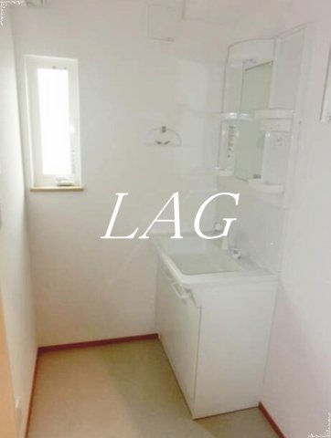 洗面設備　洗面台です。