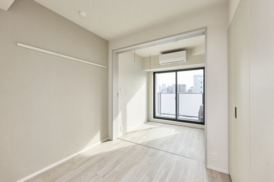 居室・リビング　別号室の参考写真