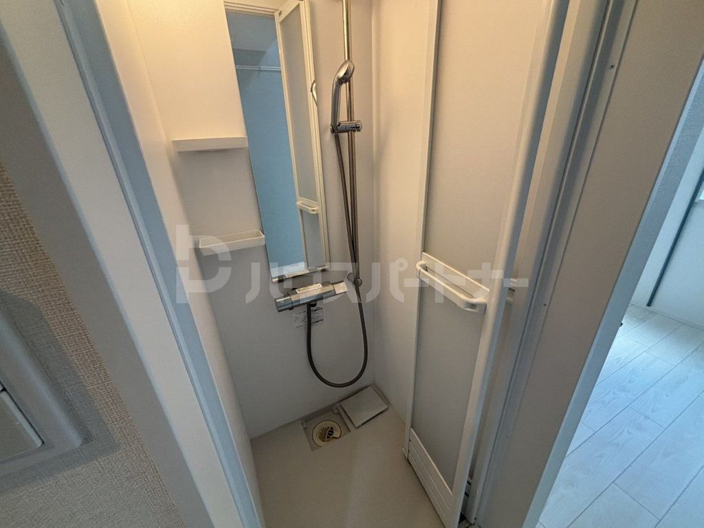 バス・シャワールーム　シャワールーム