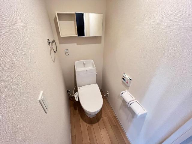 トイレ　シャワー付トイレ