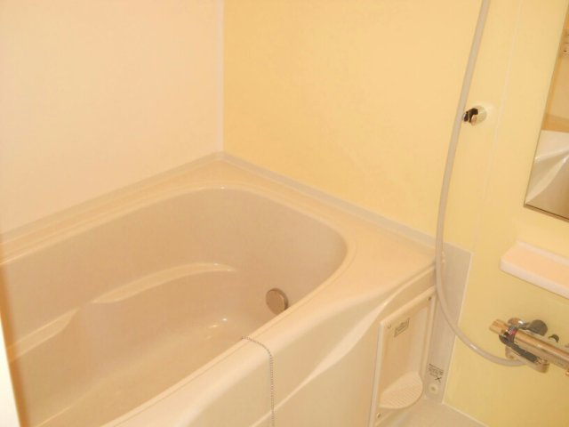 バス・シャワールーム　お風呂です