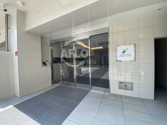 エントランス　アドバンス大阪イースト　エントランス