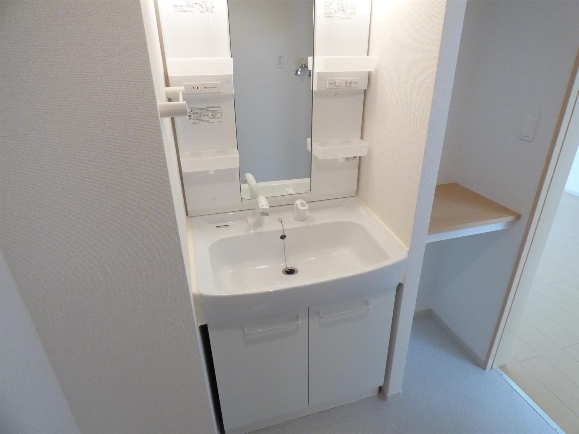 洗面設備　洗面所