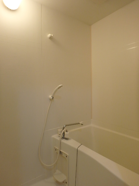 バス・シャワールーム　E室イメージ写真（実際のものとは異なります）