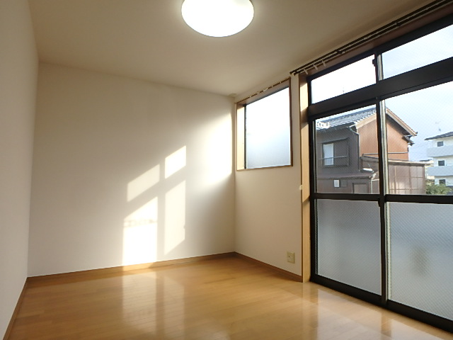 居室・リビング　E室イメージ写真（実際のものとは異なります）