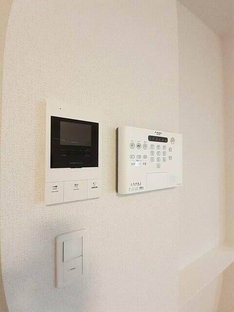 セキュリティ　☆安心のTVモニター付きインターホン☆