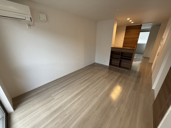 居室・リビング　※別部屋の写真です