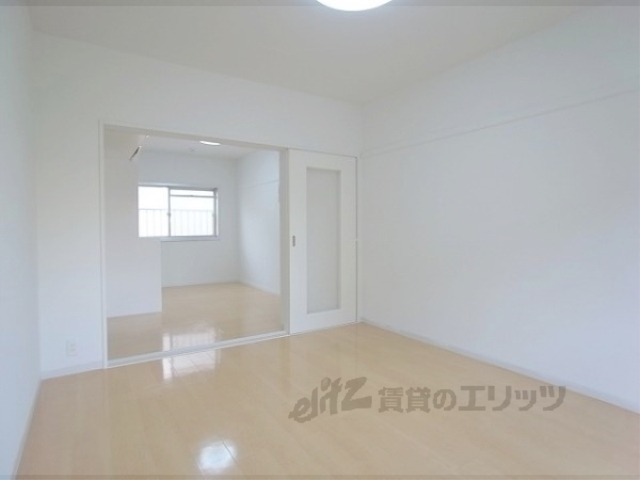 居室・リビング　洋室